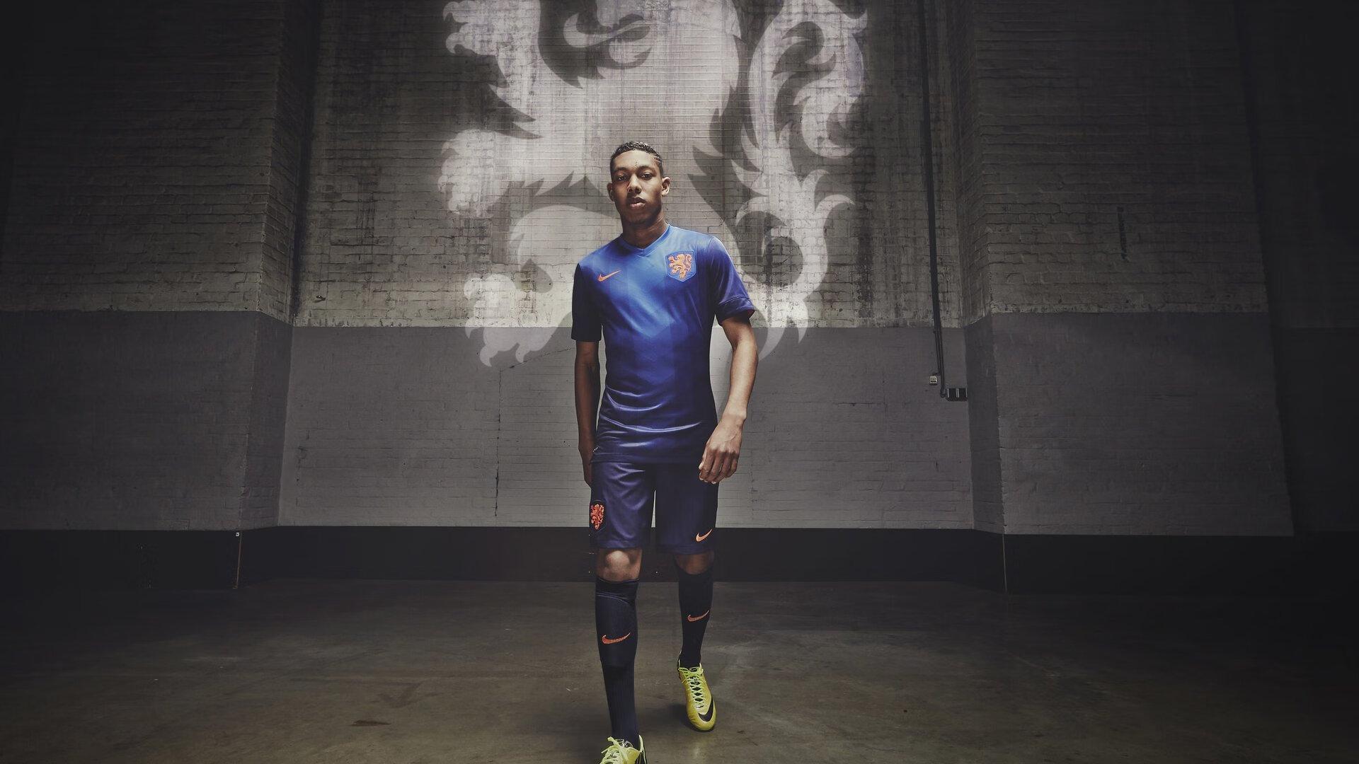 塞维利亚绝地反击关键战告捷 法甲排名攀升显复苏势头